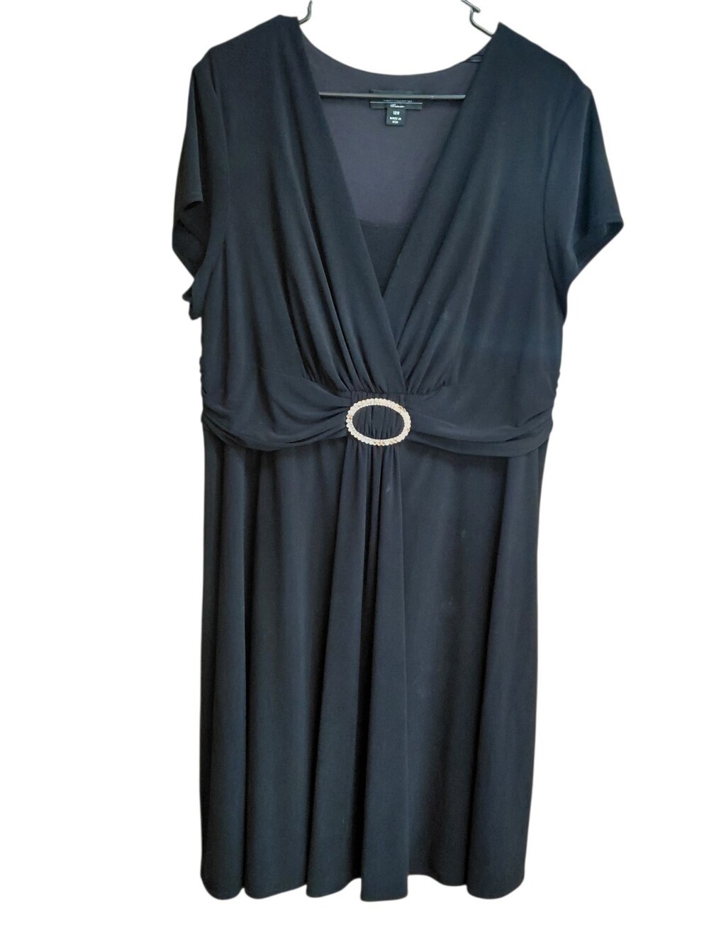 R & M Richards Y2K  Black V-Neck Shirred Waist Midi Cocktail Dress Size 18W